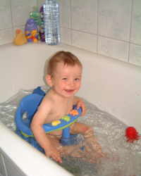 Marvin in der Badewanne